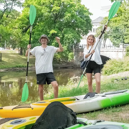 Cinnamon Sally Backpackers بيت شباب