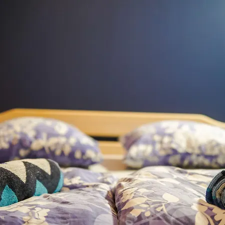 Cinnamon Sally Backpackers