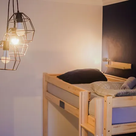 Cinnamon Sally Backpackers