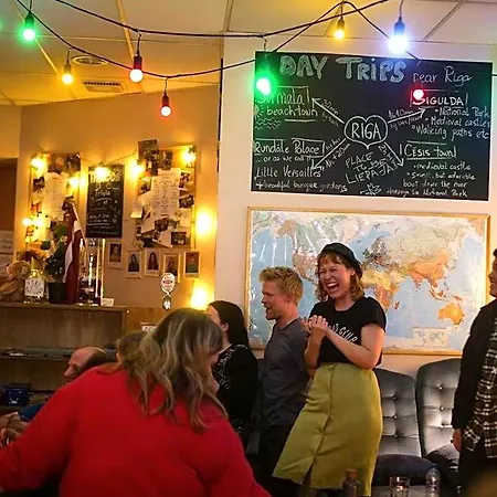 Cinnamon Sally Backpackers * Riga