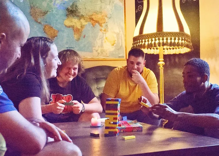 Hostal Cinnamon Sally Backpackers