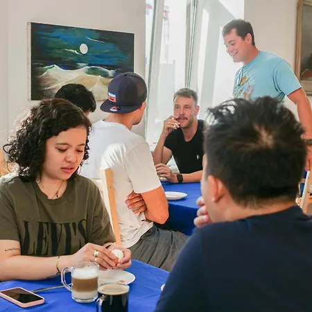 シナモン サリー バックパッカーズ ホステル *