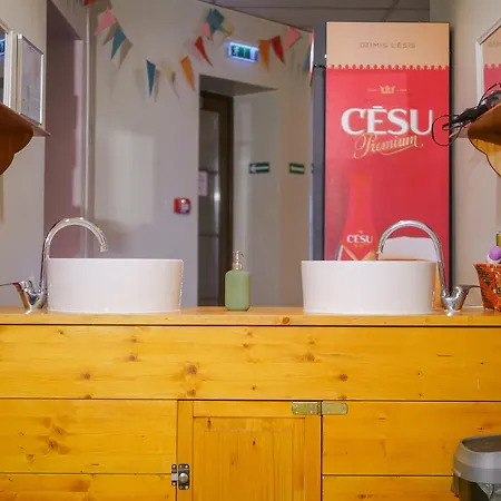 Cinnamon Sally Backpackers Vandrarhem Riga